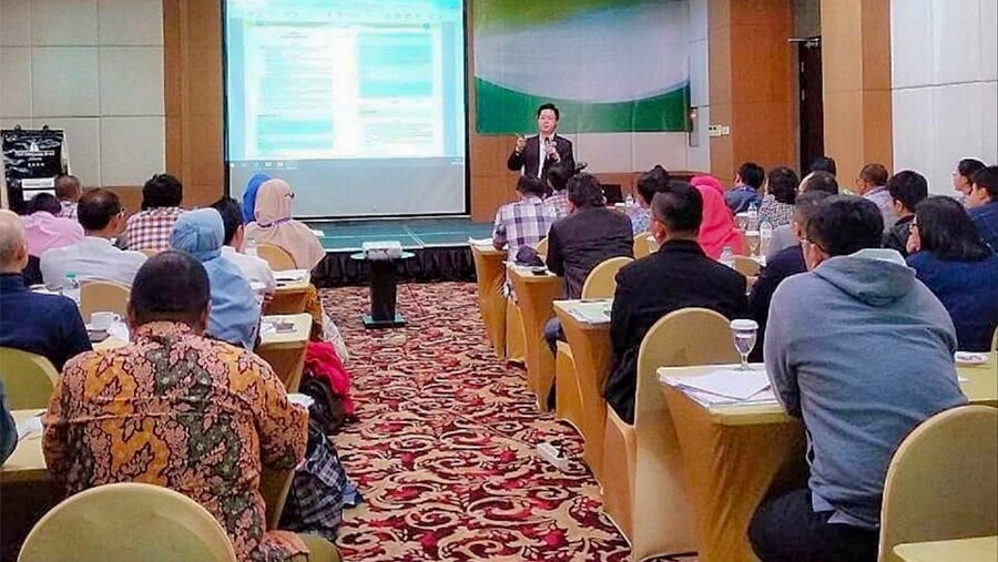 {"remix_data":[],"remix_entry_point":"challenges","source_tags":["local"],"source_ids":{},"source_ids_track":{},"origin":"unknown","total_draw_time":0,"total_draw_actions":0,"layers_used":0,"brushes_used":0,"photos_added":0,"total_editor_actions":{},"tools_used":{"remove":1},"is_sticker":false,"edited_since_last_sticker_save":true,"containsFTESticker":false}