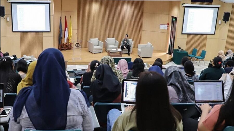 {"remix_data":[],"remix_entry_point":"challenges","source_tags":["local"],"source_ids":{},"source_ids_track":{},"origin":"unknown","total_draw_time":0,"total_draw_actions":0,"layers_used":0,"brushes_used":0,"photos_added":0,"total_editor_actions":{},"tools_used":{"remove":1},"is_sticker":false,"edited_since_last_sticker_save":true,"containsFTESticker":false}